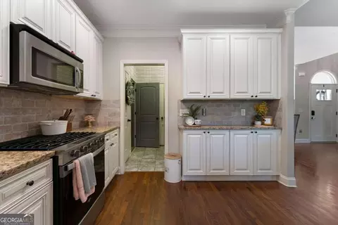 Entry Way - 25 Linda Rd SW, Euharlee, GA 30120 photo 3 of 5