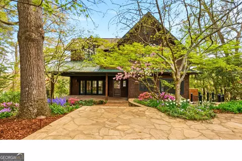 792 Tom Cobb Dr, Hartwell, GA 30643