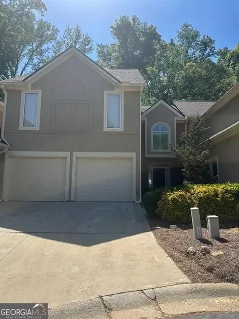 5611 Brooke Ridge Dr, Atlanta, GA 30338