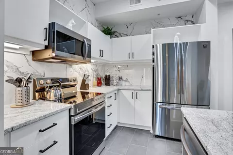 390 17th St NW #6006, Atlanta, GA 30363