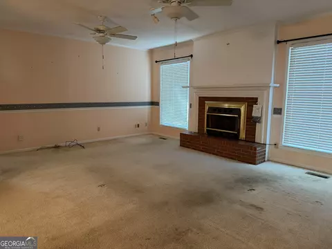 Living - 403 Payne Pl, Dublin, GA 31021 photo 1 of 9