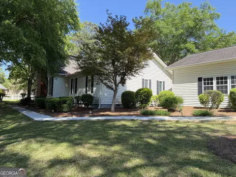 Exterior - 403 Payne Pl, Dublin, GA 31021 photo 11 of 23