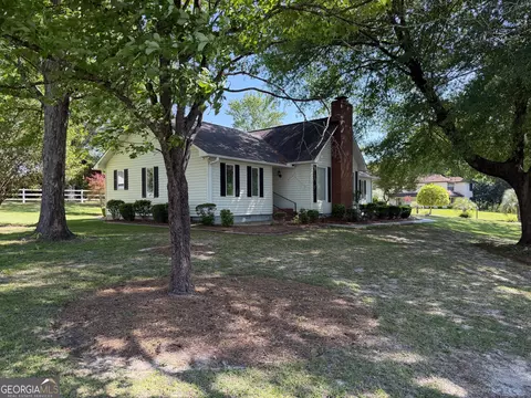 Exterior - 403 Payne Pl, Dublin, GA 31021 photo 15 of 23