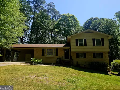 3175 Foxwood Trl, Smyrna, GA 30082