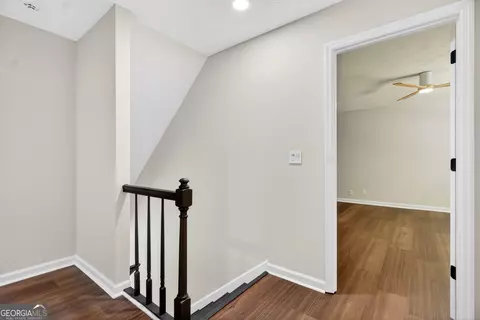 Entry Way - 406 Ashford Cir, Lagrange, GA 30240 photo 4 of 4