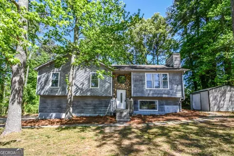 6311 Stoney Ct, Austell, GA 30168