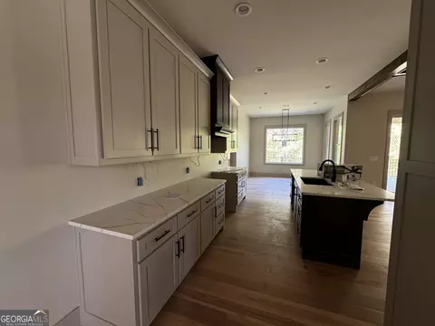 Entry Way - 260 Edgewater Trl S, Toccoa, GA 30577 photo 2 of 3