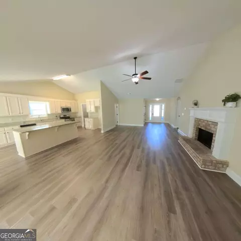 Living - 68 Merrymount Dr, Winder, GA 30680 photo 2 of 2