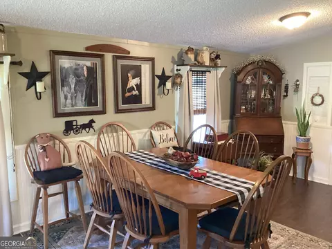 Dining - 935 Cannafax Rd, Barnesville, GA 30204 photo 1 of 1