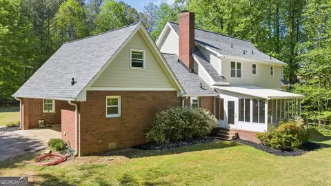 Exterior - 14030 Cogburn Rd, Milton, GA 30004 photo 10 of 11
