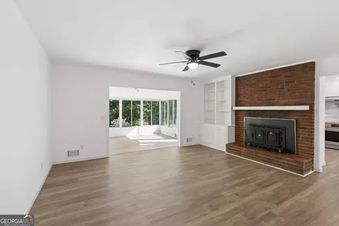 Living - 14030 Cogburn Rd, Milton, GA 30004 photo 1 of 6