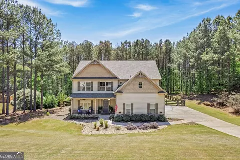 38 Harris Ct, Newnan, GA 30263
