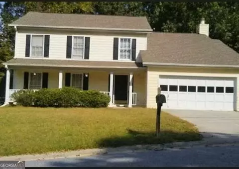 715 Hunters Creek Ln, Lawrenceville, GA 30043