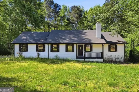 7145 Stonecreek Dr, Douglasville, GA 30134