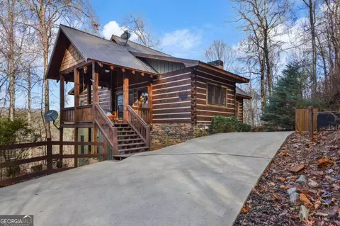 401 Dancing Leaves Trl, Blue Ridge, GA 30513