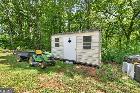 Exterior - 955 Chappell Mill Rd, Milner, GA 30257 photo 5 of 6