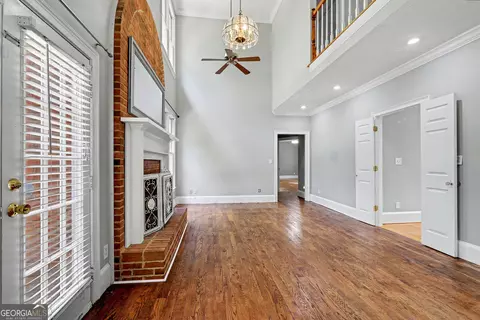 Living - 107 Big Oak Dr, Barnesville, GA 30204 photo 2 of 7