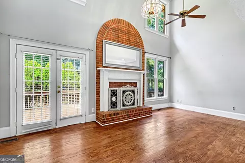 Living - 107 Big Oak Dr, Barnesville, GA 30204 photo 1 of 7