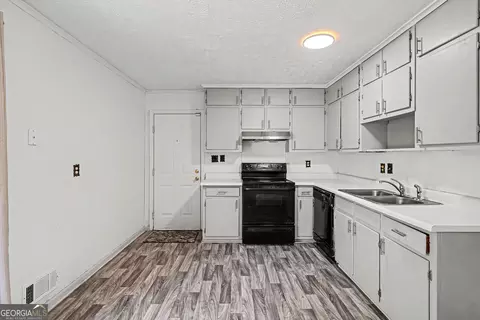 Kitchen - 6364 Maddox Rd, Morrow, GA 30260 photo 1 of 3