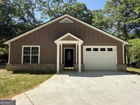 240 Sims St, Barnesville, GA 30204