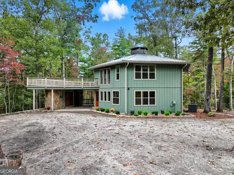 484 Mountain Stream Ln, Lakemont, GA 30552
