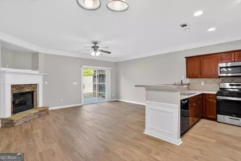 806 Tulip Poplar Way, Lawrenceville, GA 30044