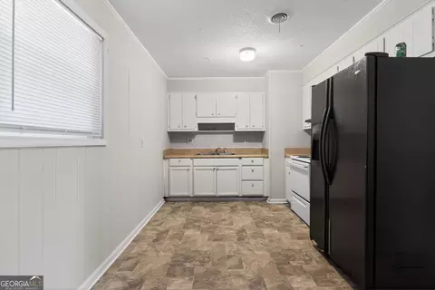 Kitchen - 2607 Massoit Ct, Augusta, GA 30906 photo 3 of 3