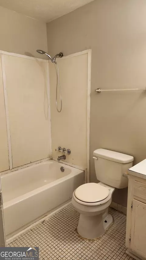 Bath - 2607 Massoit Ct, Augusta, GA 30906 photo 1 of 3
