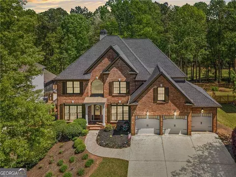 414 Lake Point Trce, Canton, GA 30114