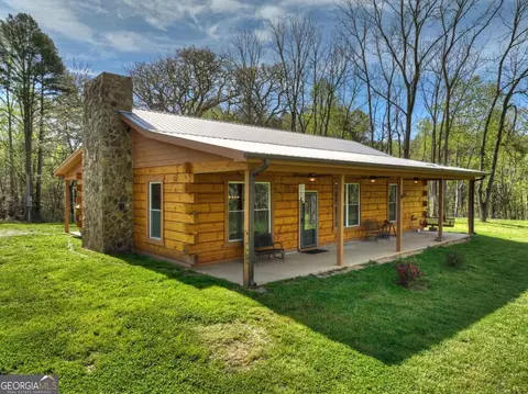 44 Raper Rd, Morganton, GA 30560