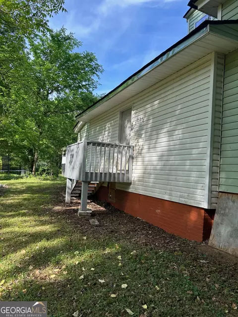 Exterior - 303 Grady Ave NE, Rome, GA 30161 photo 5 of 7
