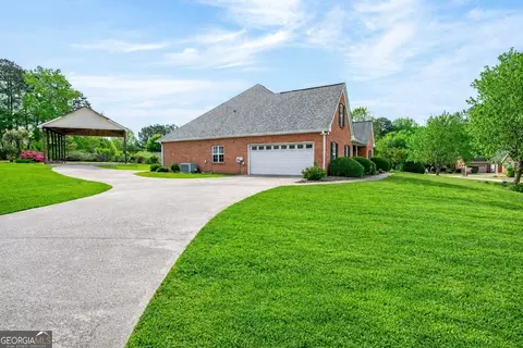 3057 Biltmore Woods Dr, Buford, GA 30519