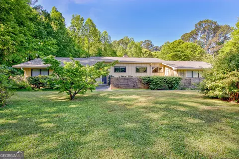 115 Hickory Pl, Fayetteville, GA 30214