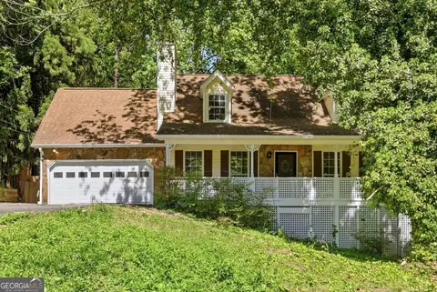 4661 Spring Ridge Dr, Flowery Branch, GA 30542
