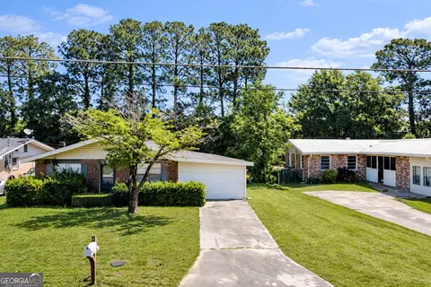 107 Chris Dr, Warner Robins, GA 31093