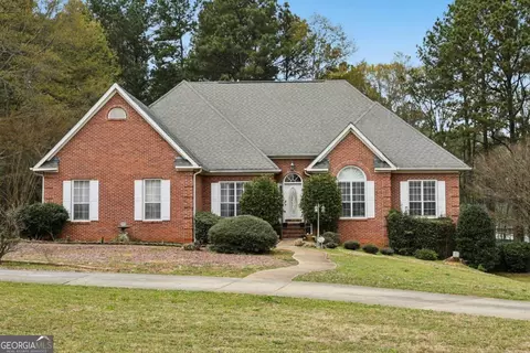 436 Lancelot Trl, Mcdonough, GA 30252