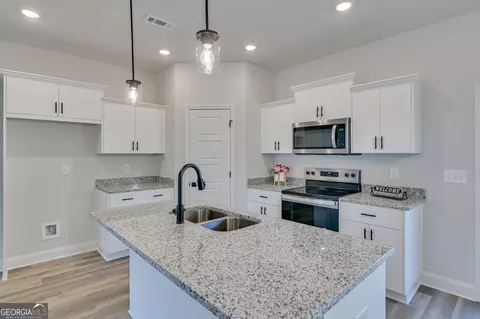 Kitchen - 294 Timberlake Dr, Guyton, GA 31312 photo 3 of 3