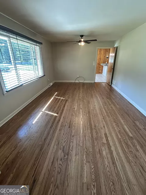 Living - 2 Ford Rd SE, Rome, GA 30161 photo 2 of 4