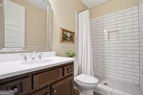 Bath - 110 Brayden Dr, Tyrone, GA 30290 photo 2 of 6