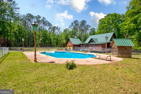 Exterior - 1206 Jasmine Rd, Dublin, GA 31021 photo 2 of 3