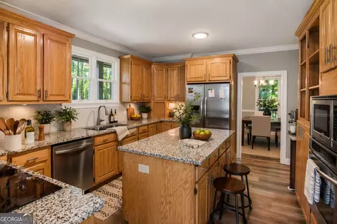 Kitchen - 1206 Jasmine Rd, Dublin, GA 31021 photo 2 of 2