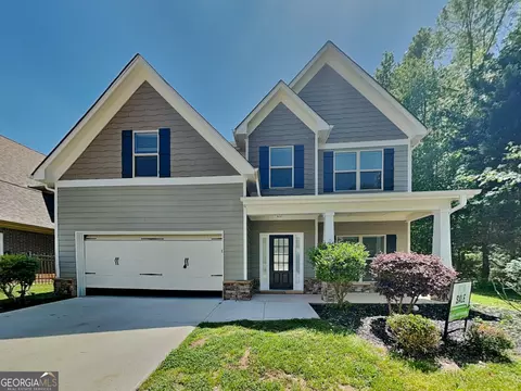 3198 Krisam Creek Dr, Loganville, GA 30052