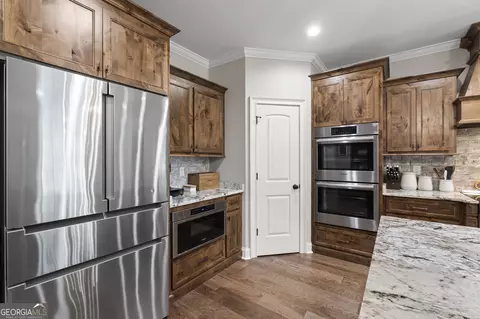 Kitchen - 314 Hodge Rd, Perry, GA 31069 photo 4 of 6
