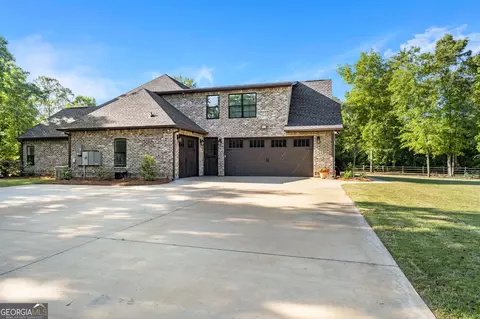 Exterior - 314 Hodge Rd, Perry, GA 31069 photo 3 of 24