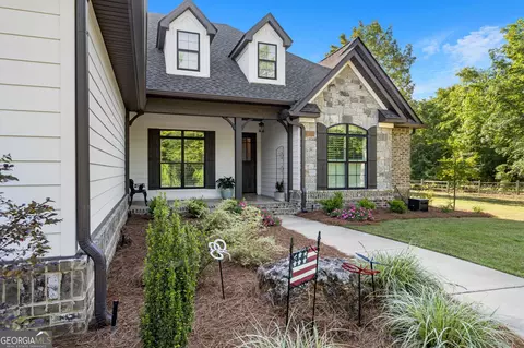 Exterior - 314 Hodge Rd, Perry, GA 31069 photo 4 of 24