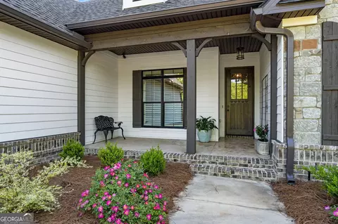 Exterior - 314 Hodge Rd, Perry, GA 31069 photo 5 of 24