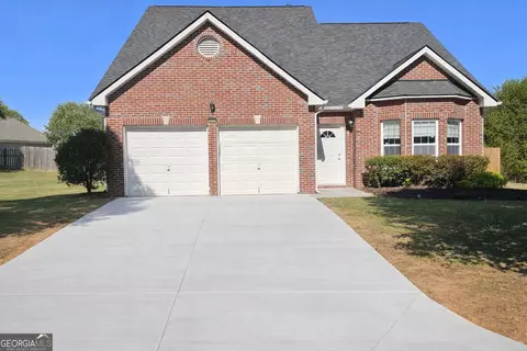 420 Blackwood Ln, Suwanee, GA 30024