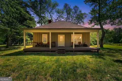 3993 Pool Rd, Winston, GA 30187