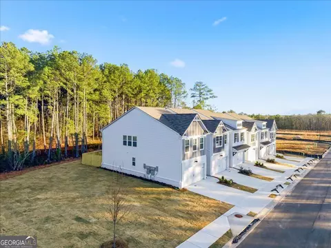2561 Riverside Rd, Conyers, GA 30013
