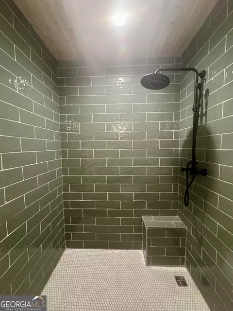 Bath - 408 Angus Blvd, Warner Robins, GA 31088 photo 3 of 3